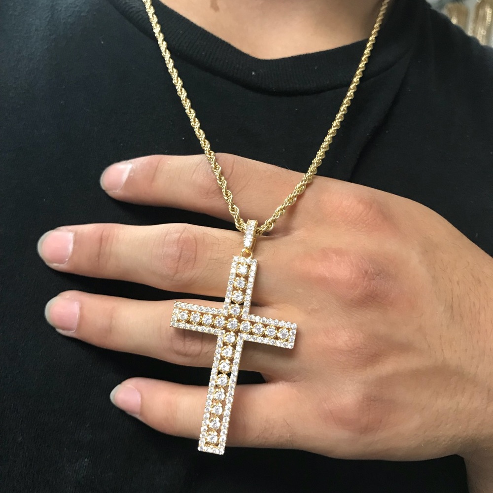 Iced out cross pendant with rope chain